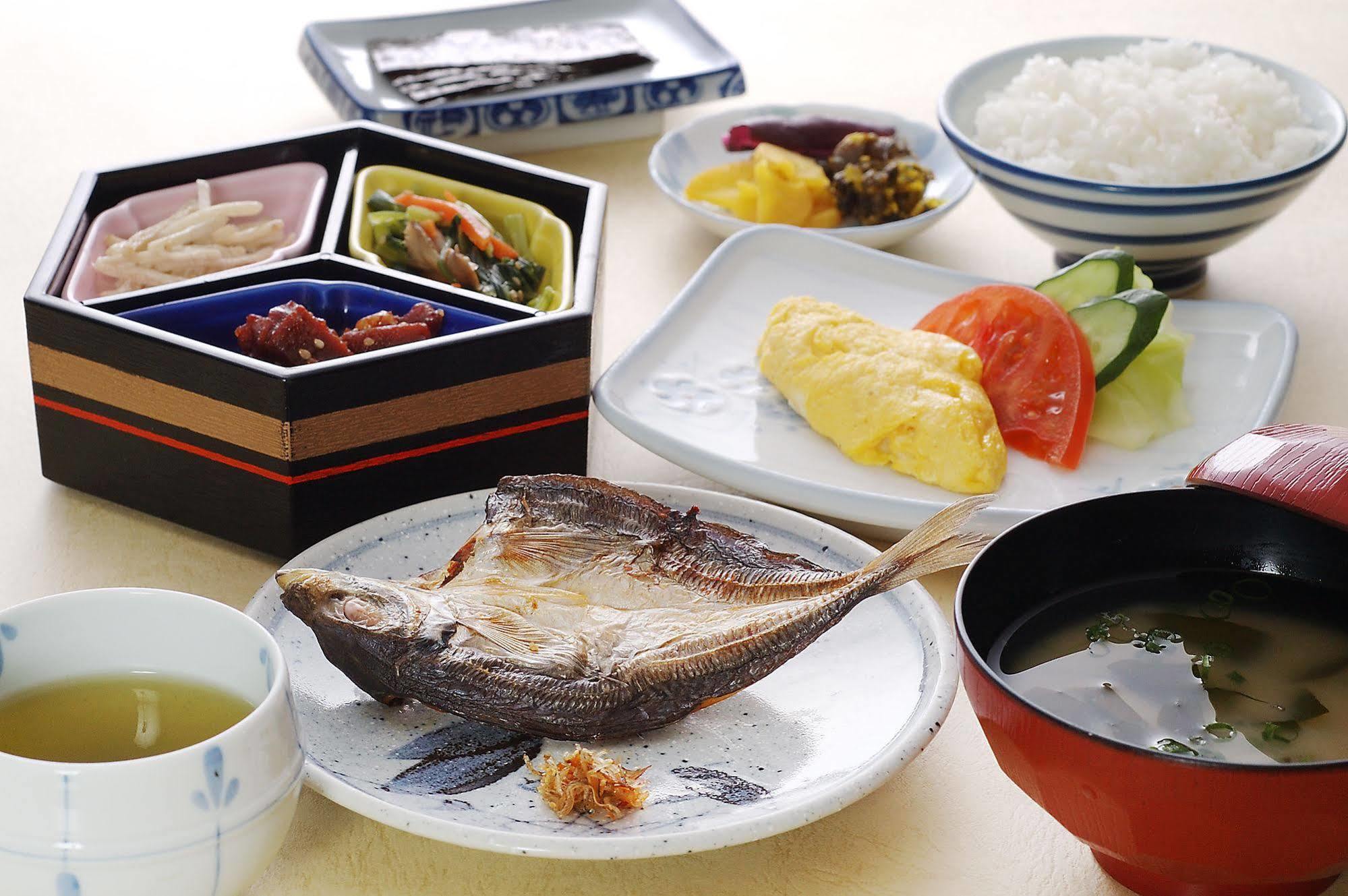 Hotel Kikusui Imabari Bagian luar foto